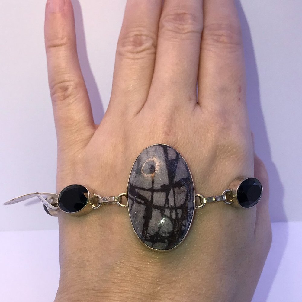 7 3/4" Picasso Jasper, Onyx, and Labradorite Silver Bracelet
